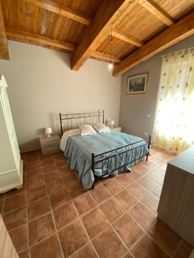 Colle Paciocco Aparthotel Tivoli Bagian luar foto